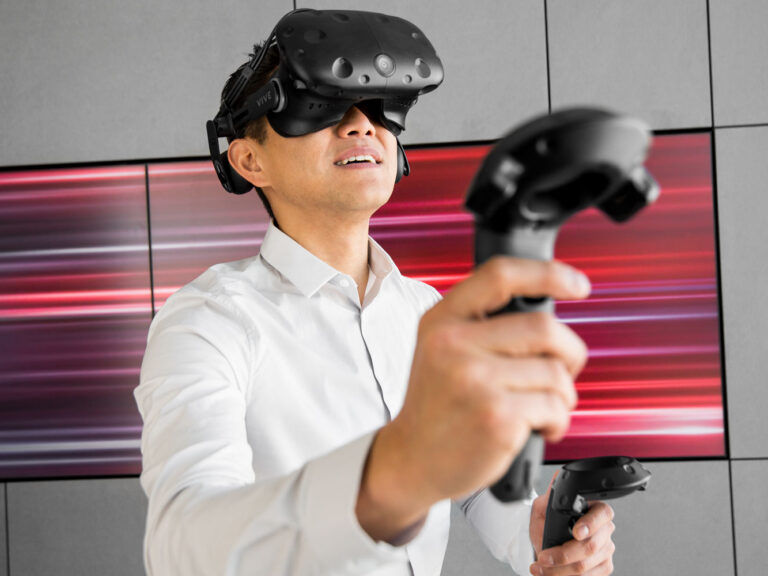 virtuaalreaalsus-tookohal-Fujitsu