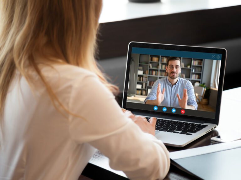 Personalijuhi paradoks - inimesed versus tabelid