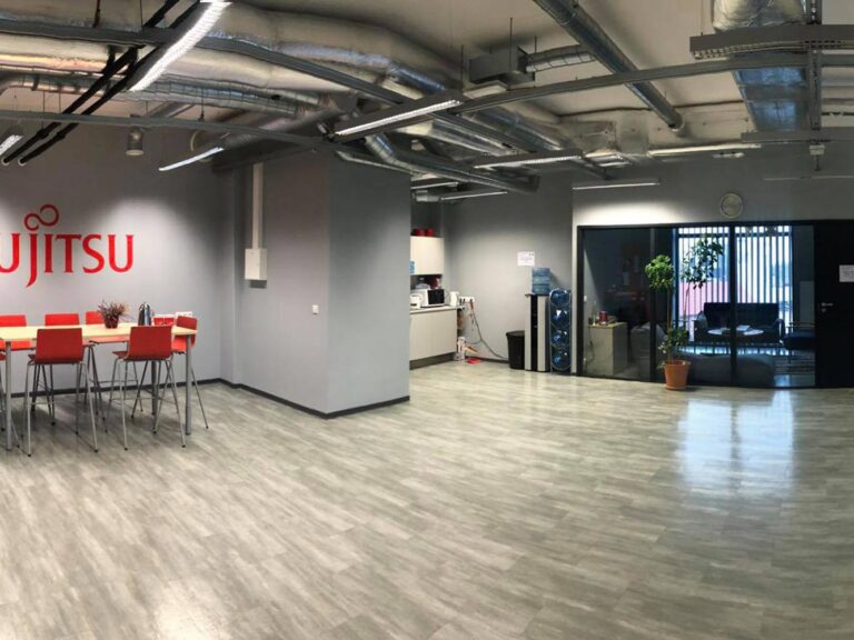 Fujitsu Pärnu kontor 3 aastane