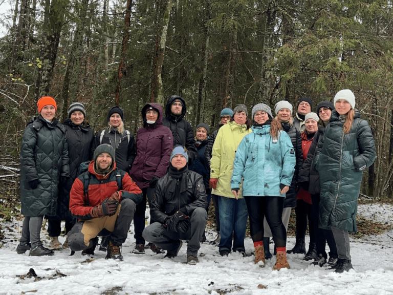 Fujitsu töötajad tervisekuu matkal Pillapalu loodusrajal
